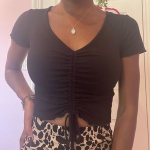 Black Garage short sleeve cinch tee